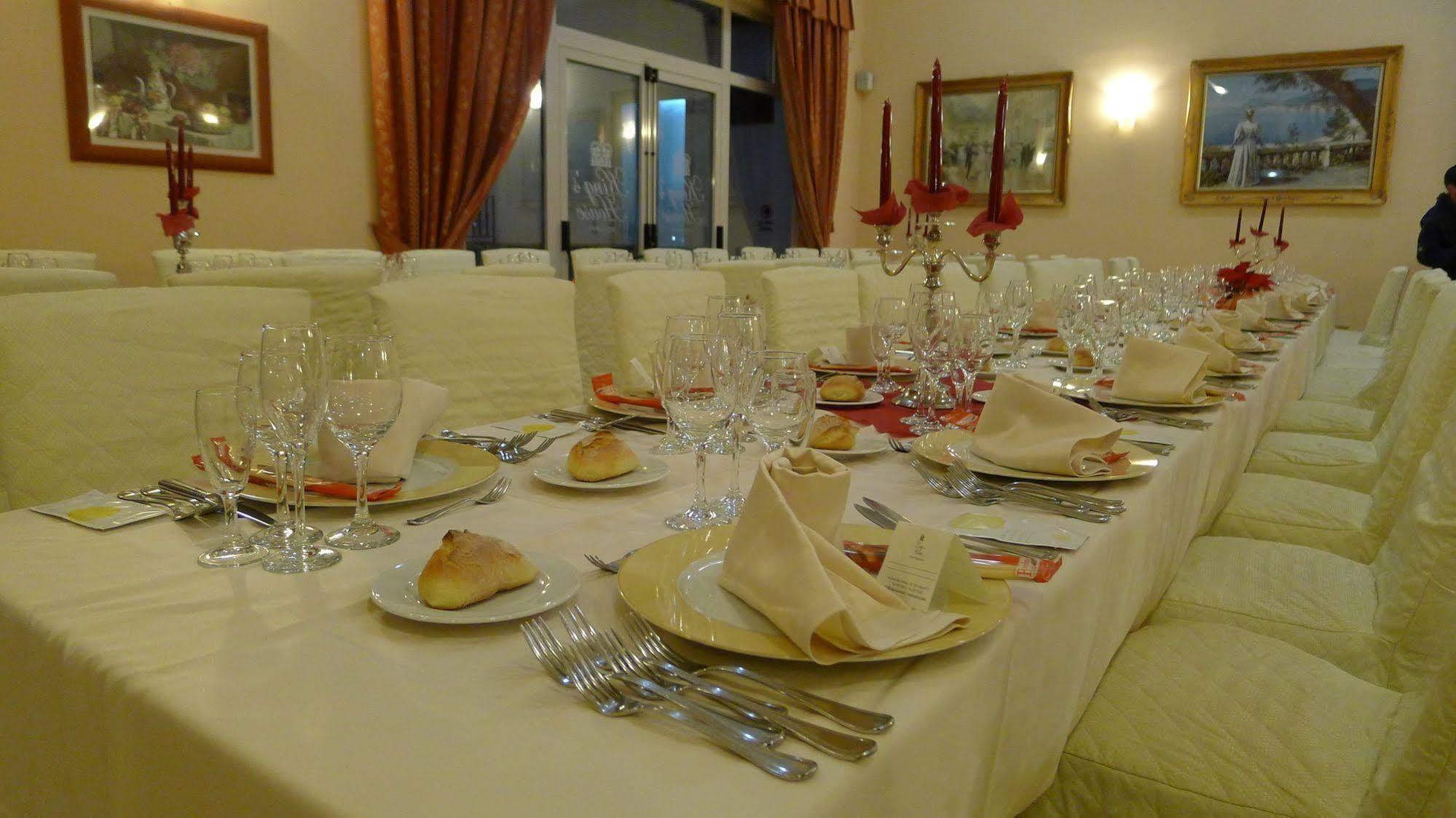 King'S House Hotel Resort Mascali Bagian luar foto