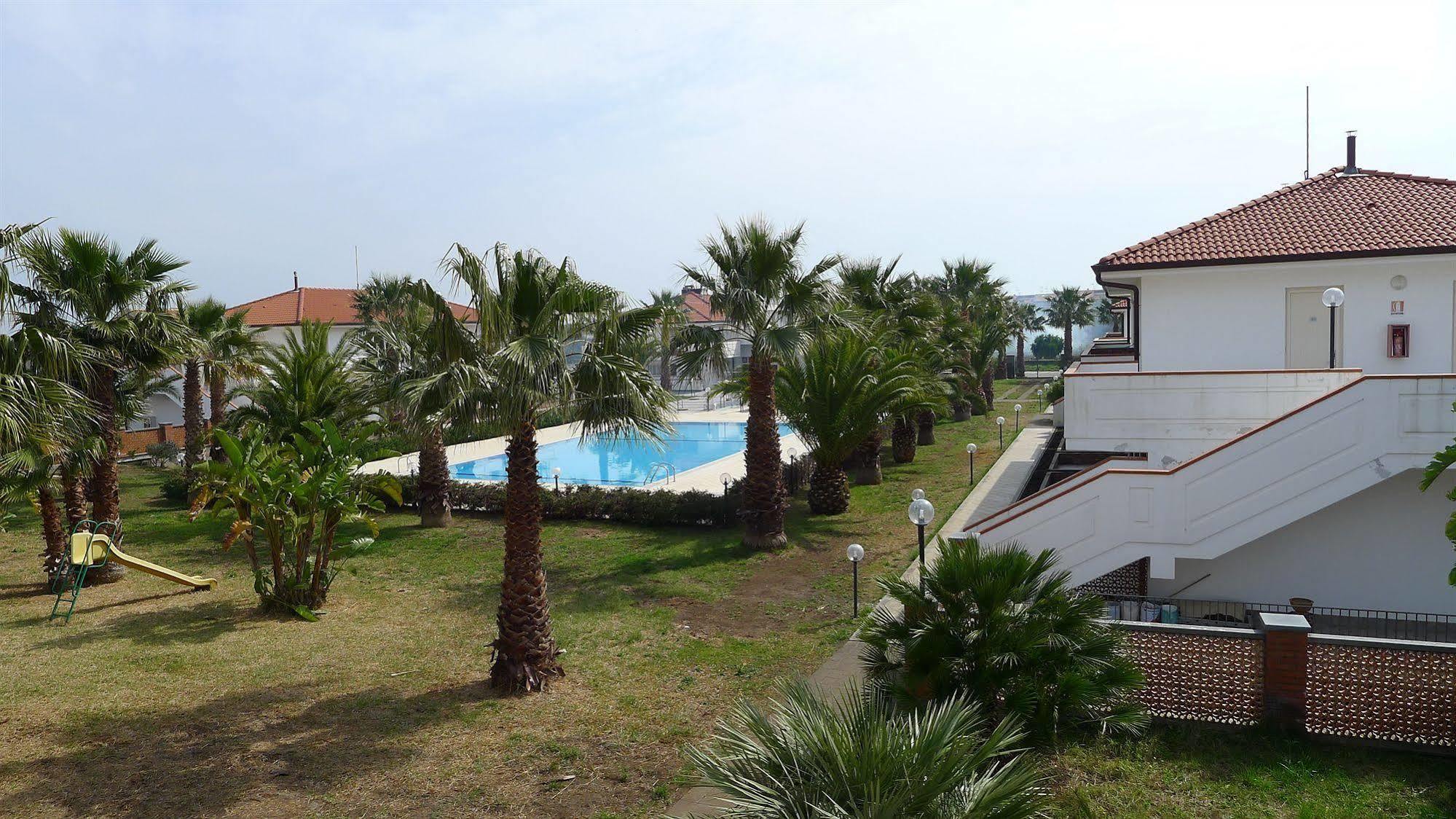 King'S House Hotel Resort Mascali Bagian luar foto